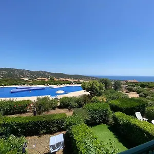 Appart. Vue Avec Piscine - Golfe De St Tropez Appartement